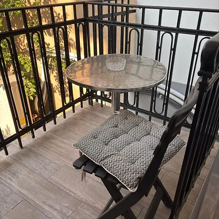 Cosy - 2 Guests - Terrace - Strasbourg Bischheim